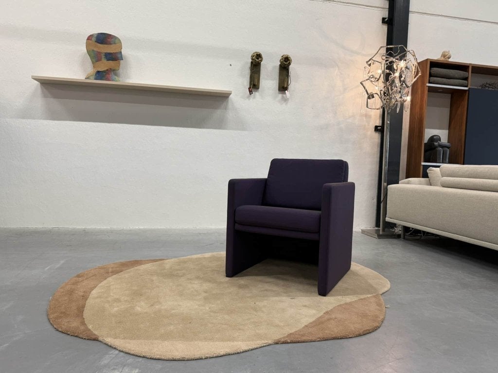 Showmodel Ego Fauteuil paars stof Design Club stoel, Minder dan 75 cm, Service@rolf-benz.com, Haiterbacher Str. 104, Nieuw