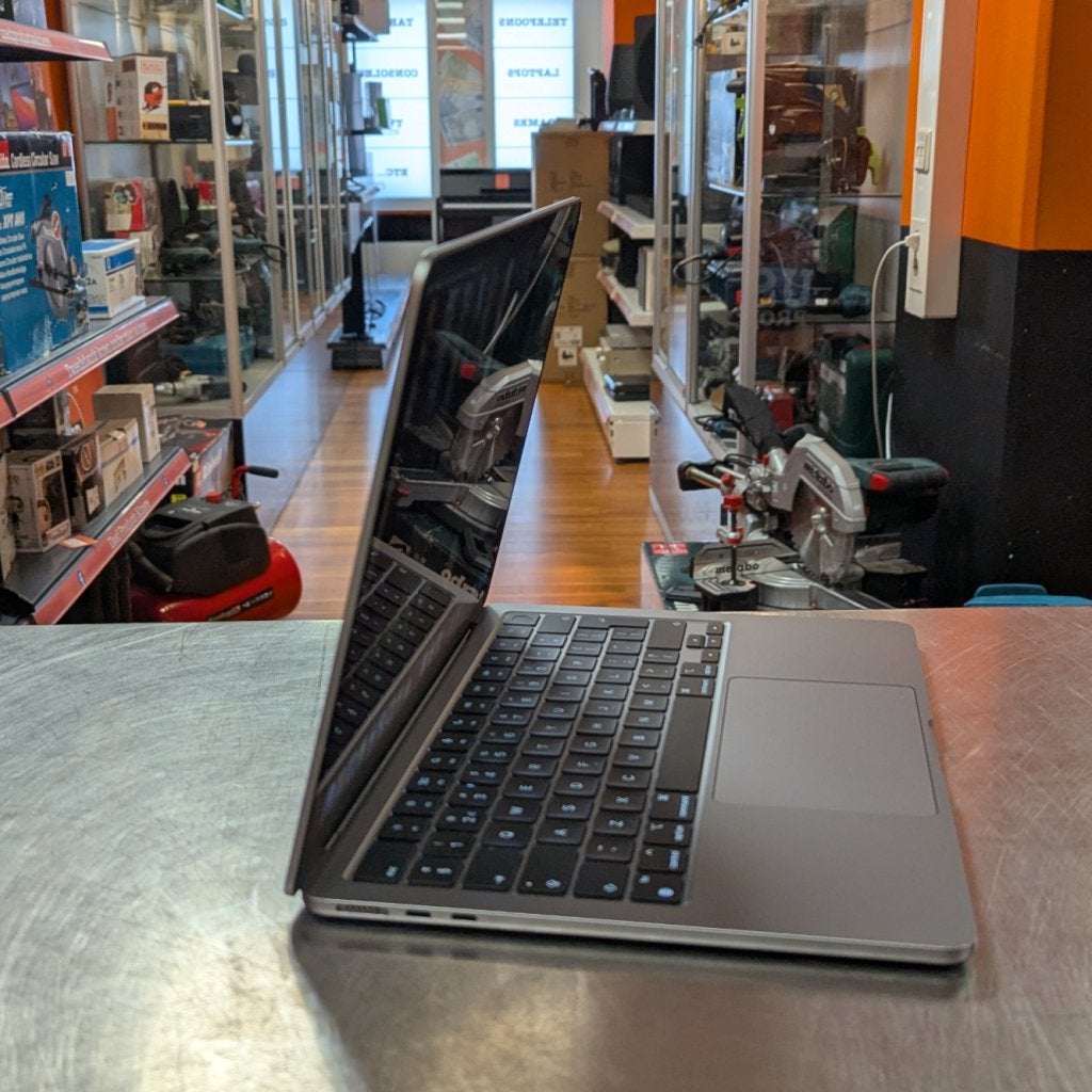 MacBook Air 13 Inch 2024 M3 16GB 512GB SSD Space Gray, Apple, Zo goed als nieuw, Support@apple.com, One Apple Park Way
Cupertino, CA 95014
United States