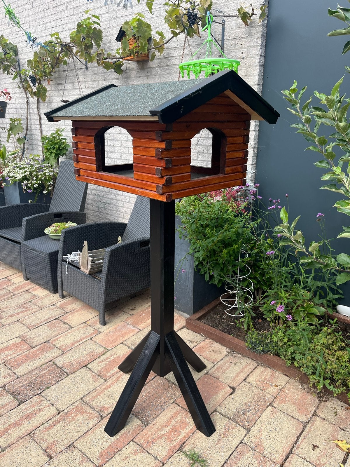 Groot houten vogel voederhuis op paal, Ophalen, Nieuw
