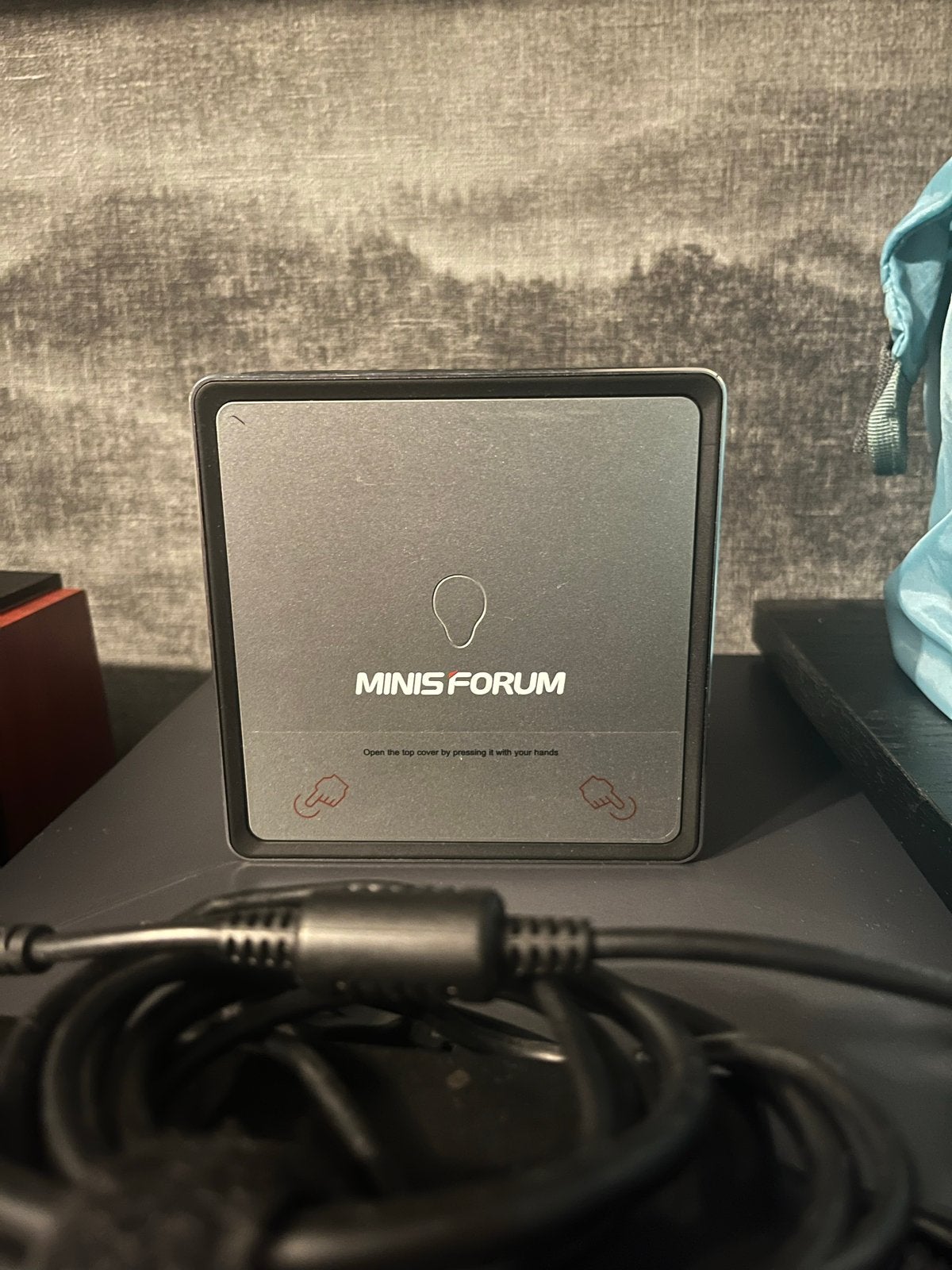 Minisforum UM250 Mini PC, Gebruikt, 2 tot 3 Ghz, 8 GB, Ophalen of Verzenden