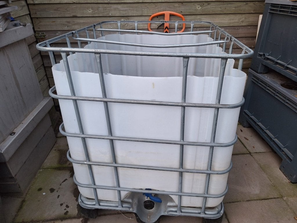 2x ibc vaten, Ophalen, Kunststof, Gebruikt, Met kraantje