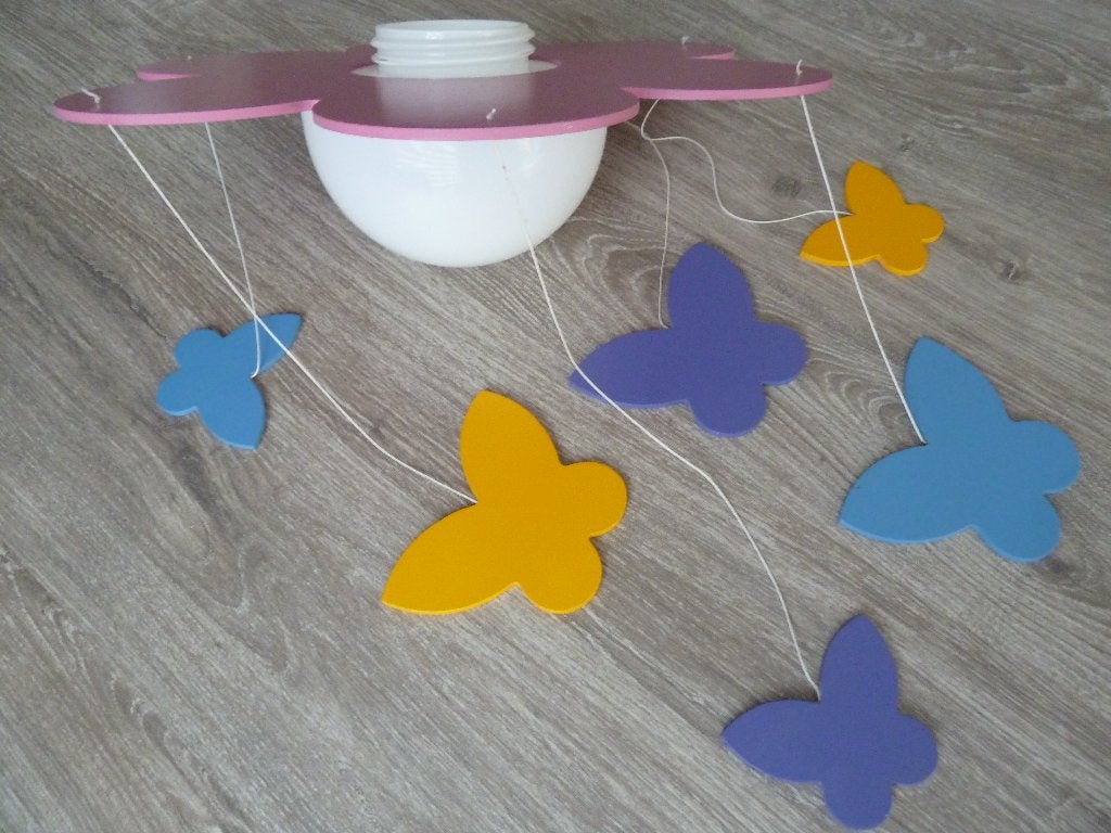 kinderlamp met bloem en vlinders, Ophalen, Zo goed als nieuw, Ophangbaar, Meerkleurig