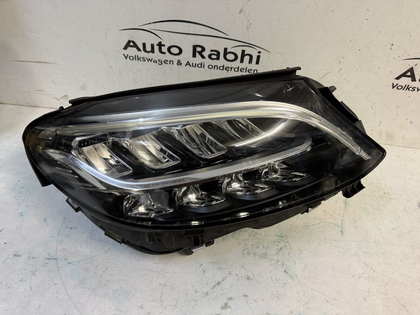 Koplamp C Klasse W205 Facelift VOLL LED Rechts A2059068005, Gebruikt, -, -, Ophalen of Verzenden
