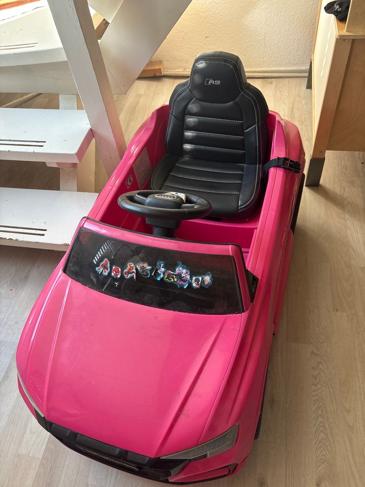 Roze Audi accu auto - Accu leeg of defect, Ophalen, Gebruikt