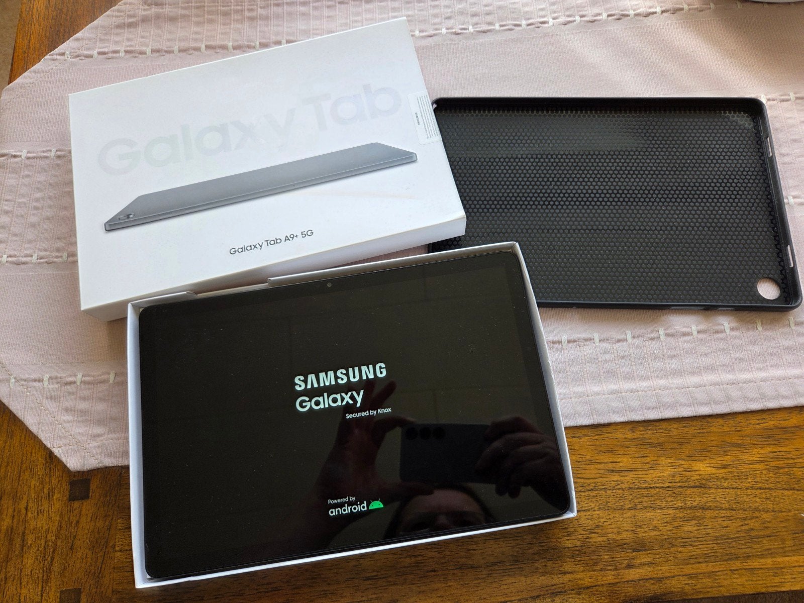 € 140,--Samsung Galaxy Tab A9+/ 5g/// 64 gb, Ophalen, Zo goed als nieuw, 10 inch, 64 GB