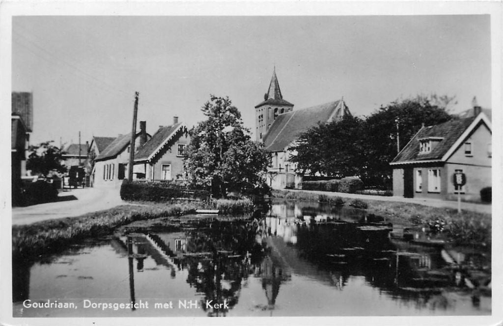 379-220-025 Goudriaan Dorpsgezicht, Verzamelen, Ophalen of Verzenden, Voor 1920, Zuid-Holland
