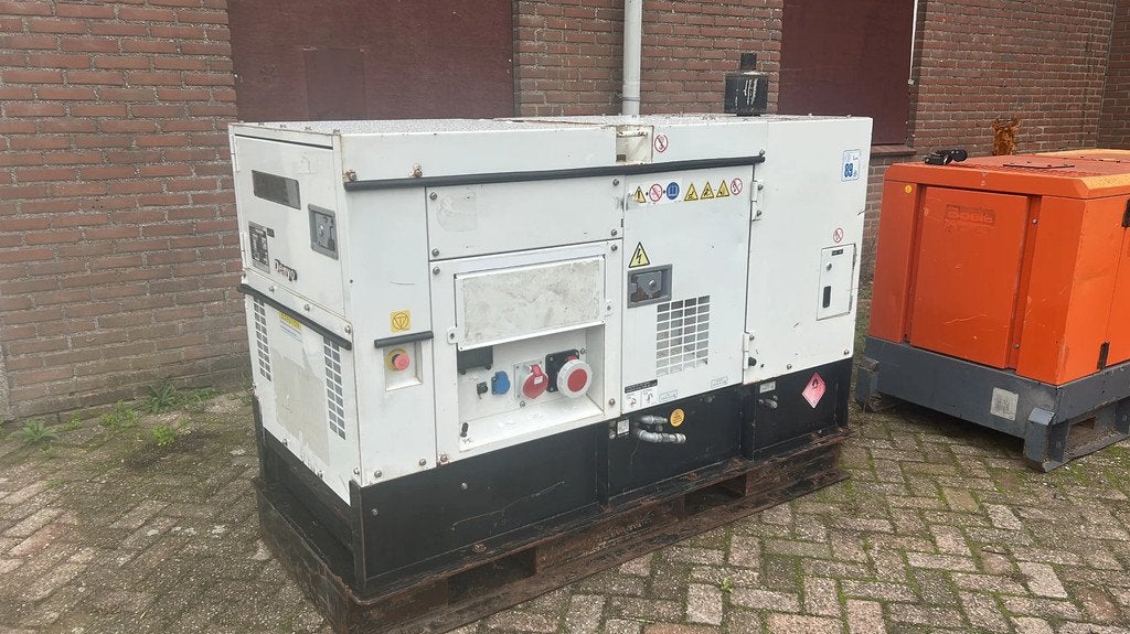 Denyo Kubota Denyo 35 kVA aggregaat generatorset Super stil