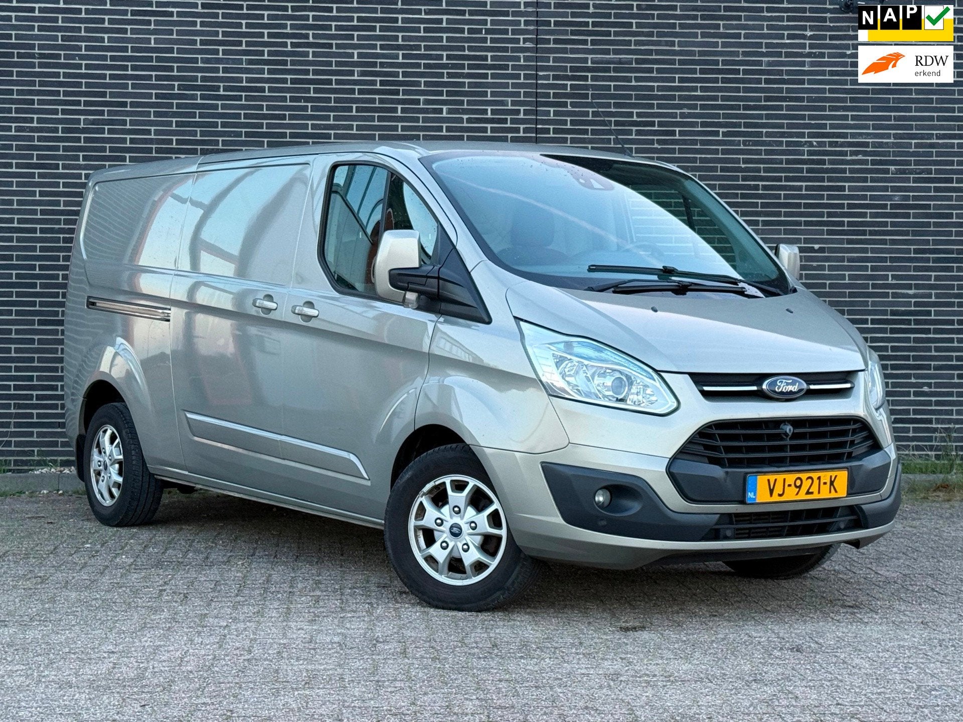 Ford Transit Custom 310 2.2 TDCI L2H1 Limited 2x Schuifdeur,, Auto's, Voorwielaandrijving, Euro 5, 125 pk, Gebruikt