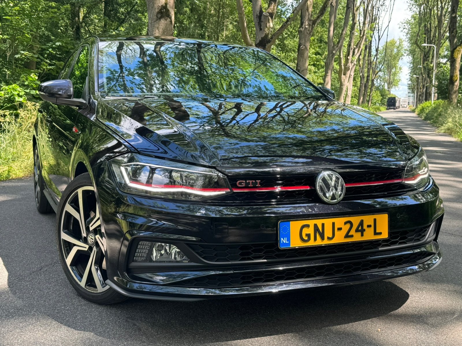 Volkswagen Polo 2.0 GTI Full Option Zwart, Auto's, Volkswagen, 4 cilinders, 1984 cc, Zwart, 1200 kg