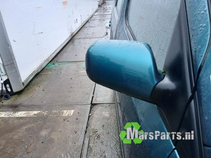 Buitenspiegel rechts van een Daihatsu Young RV, Auto-onderdelen, Spiegels, Gebruikt, Daihatsu, -, -