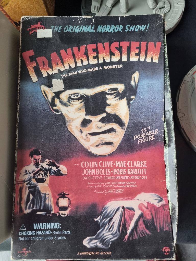 dracula en frankenstein figuur, Ophalen, Zo goed als nieuw, Figuur of Figuren