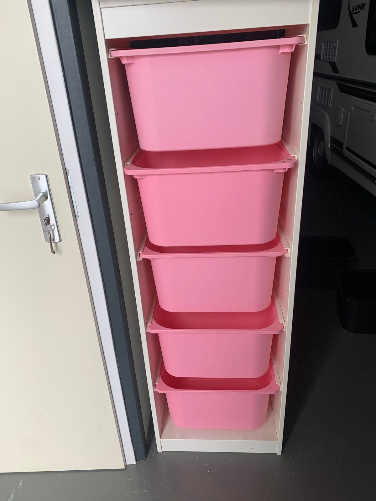 Ikea Trofast kast met roze bakken, Ophalen, Gebruikt