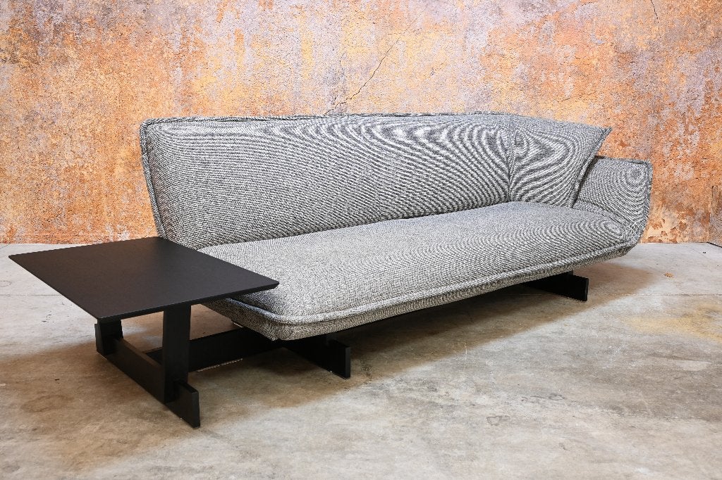 ZGAN! grijze stoffen Cassina 550 Beam design bank, Cassina, 75 tot 100 cm, Ophalen of Verzenden, Zo goed als nieuw