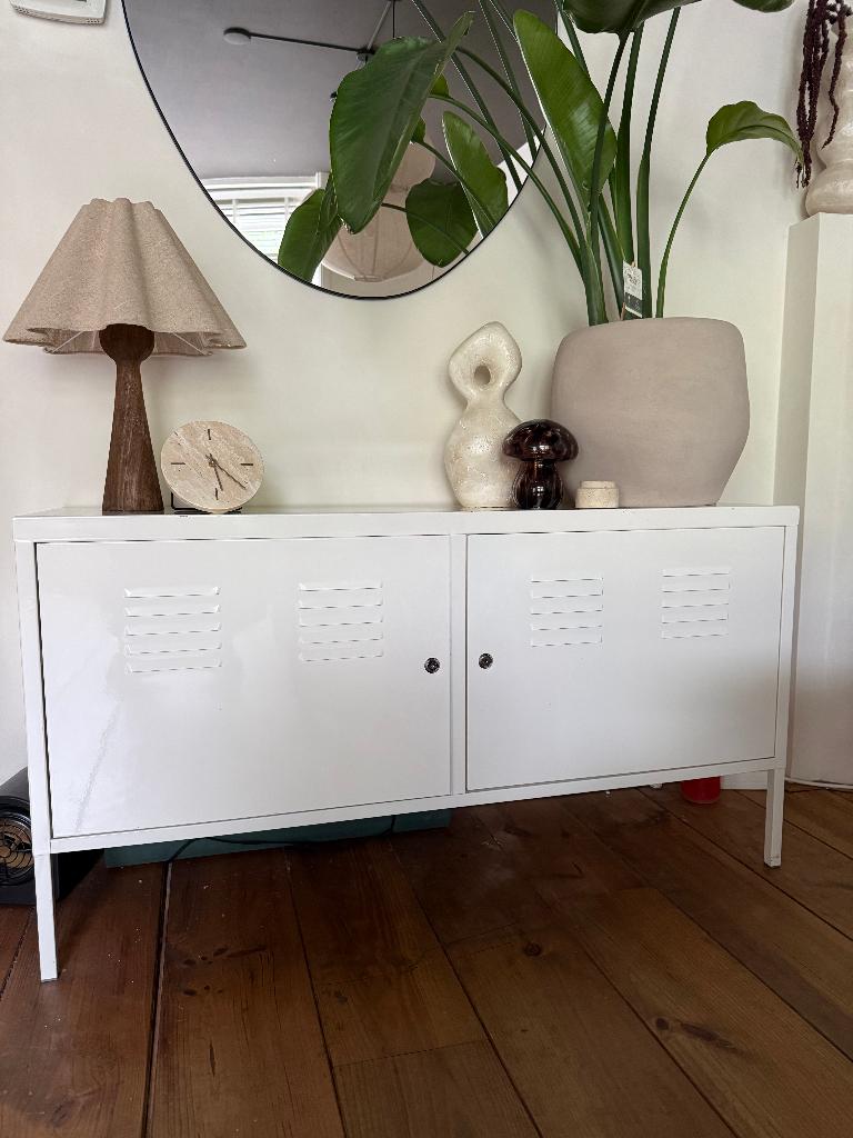 IKEA PS kast wit – metalen design kast / dressoir, Ophalen, 100 tot 150 cm, Metaal, 25 tot 50 cm