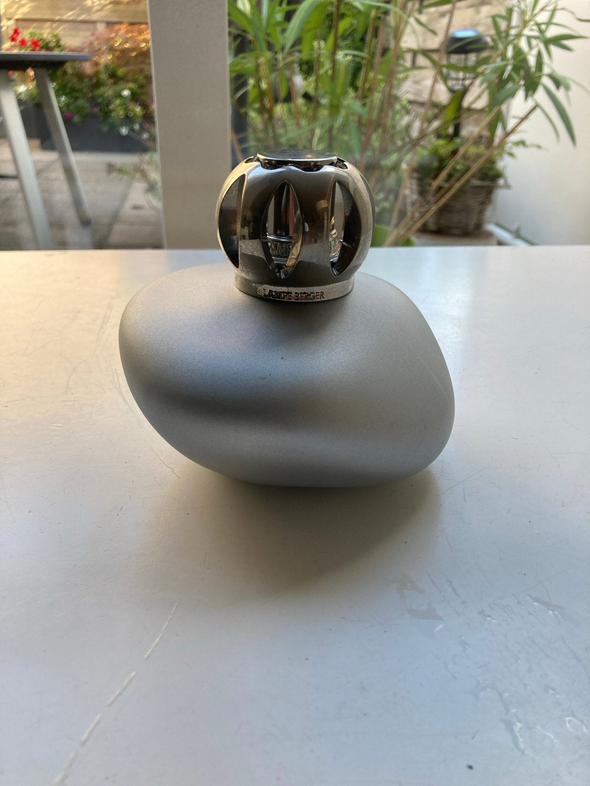 Nieuw. Lampe Berger Paris brander - Grijs steen design, Overige merken, Gebruikt, Grijs, Ophalen of Verzenden