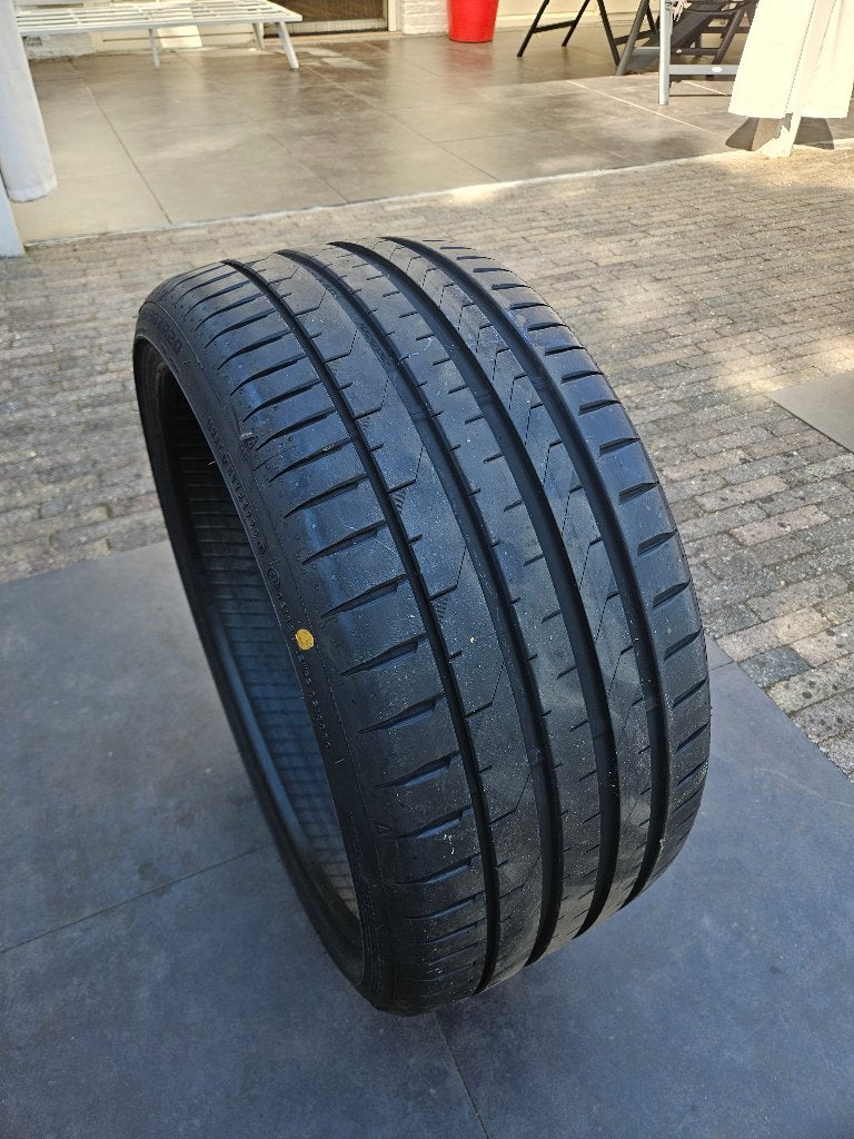 FALKEN AZENIS FK520 265/30ZR20, Ophalen, 265 mm, Nieuw, Band(en)