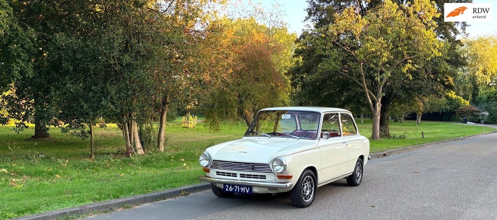 DAF 55 Zeer origineel en uitstekend onderhouden., Auto's, Achterwielaandrijving, Gebruikt, 765 kg, 4 stoelen