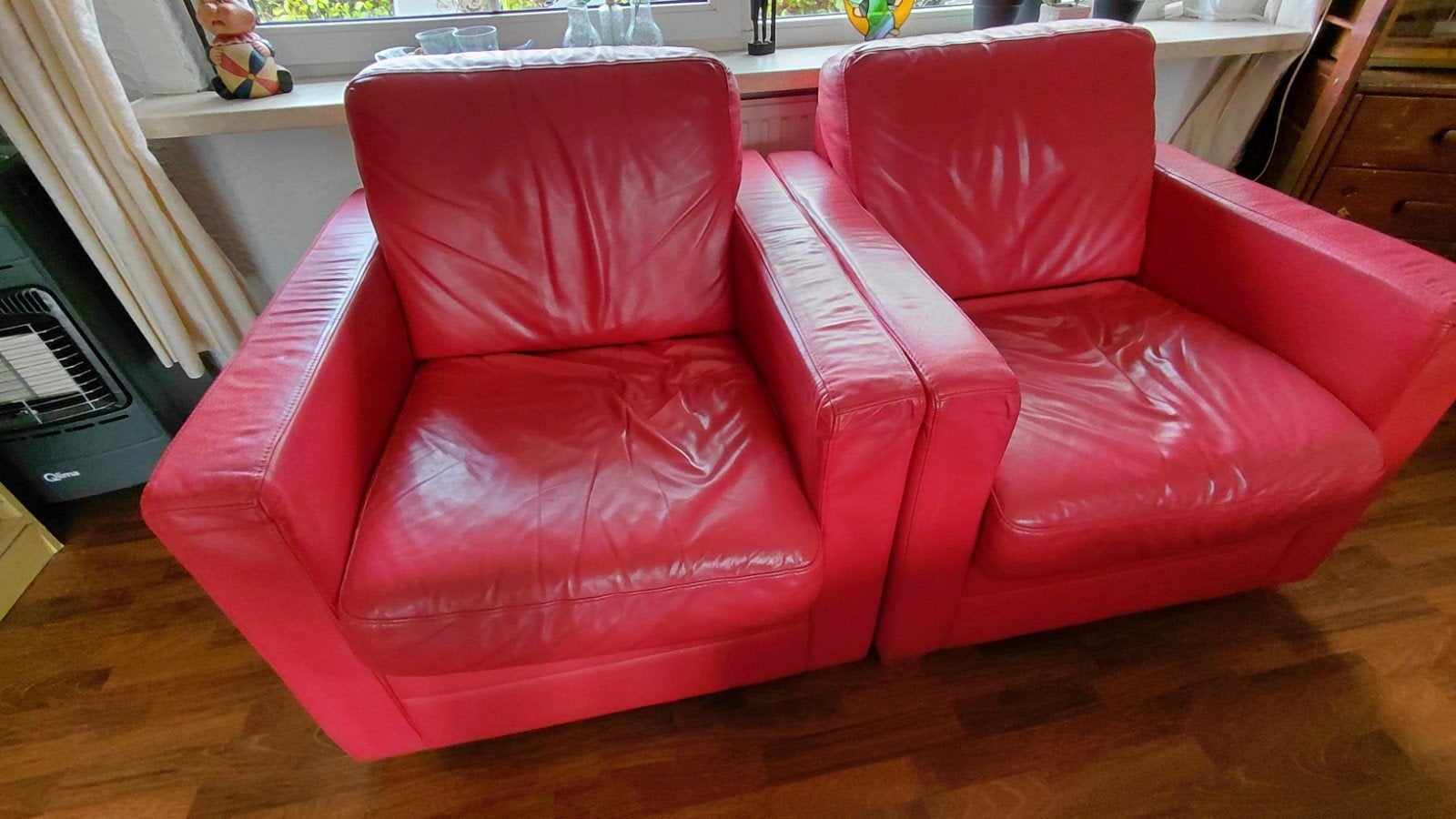 Twee rode kalfslederen fauteuils, Huis en Inrichting, Banken | Bankstellen, Ophalen, Gebruikt, Eenpersoons, Minder dan 150 cm