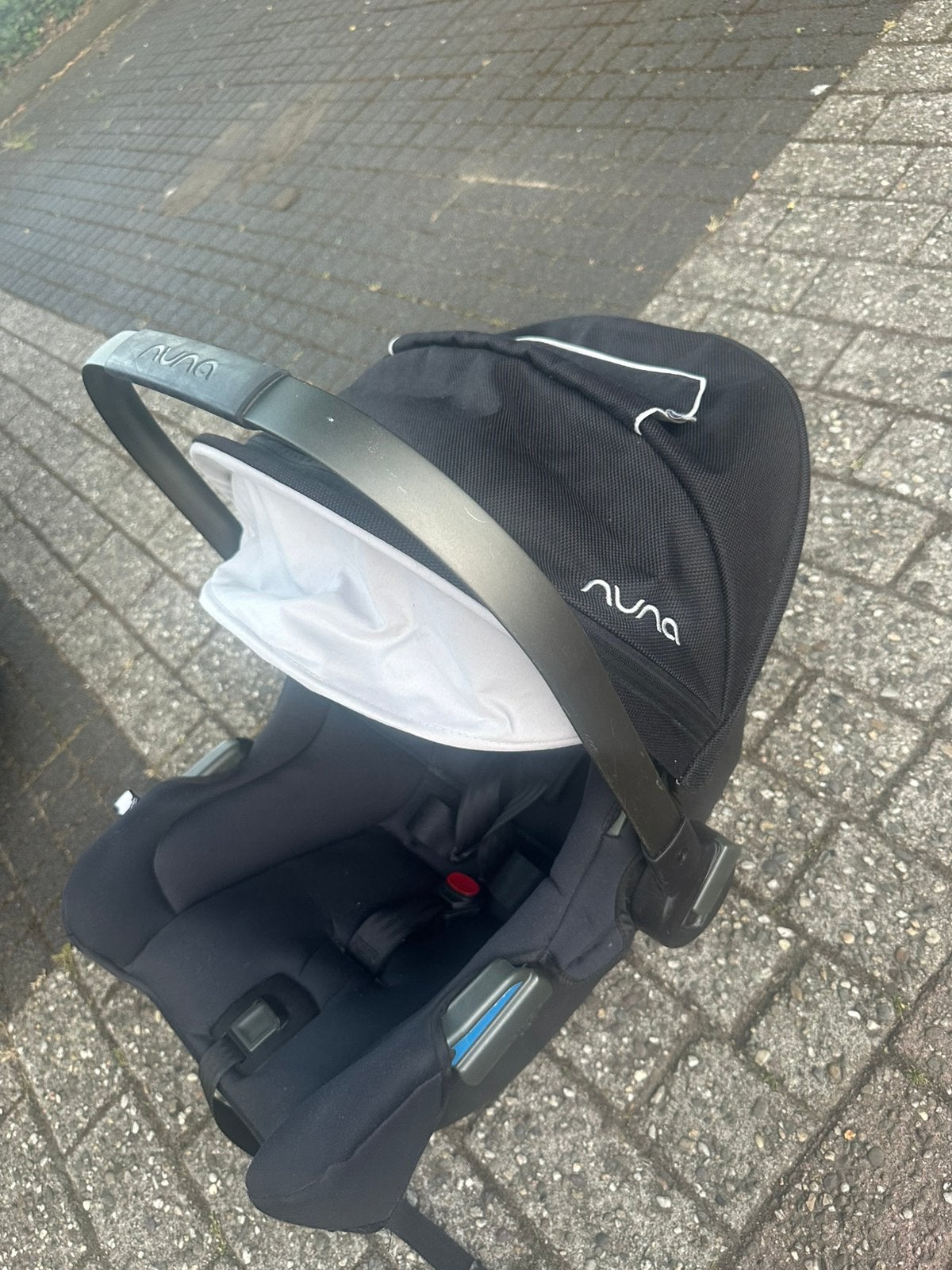 Nuna maxi cosi, Overige merken, Autogordel, Ophalen of Verzenden, Zo goed als nieuw