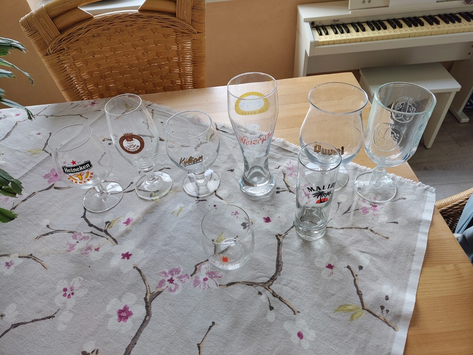 Diverse bierglazen - Heineken, Duvel, Kriek, Malia, Weizen, Ophalen of Verzenden, Meerkleurig, Overige merken, Glas