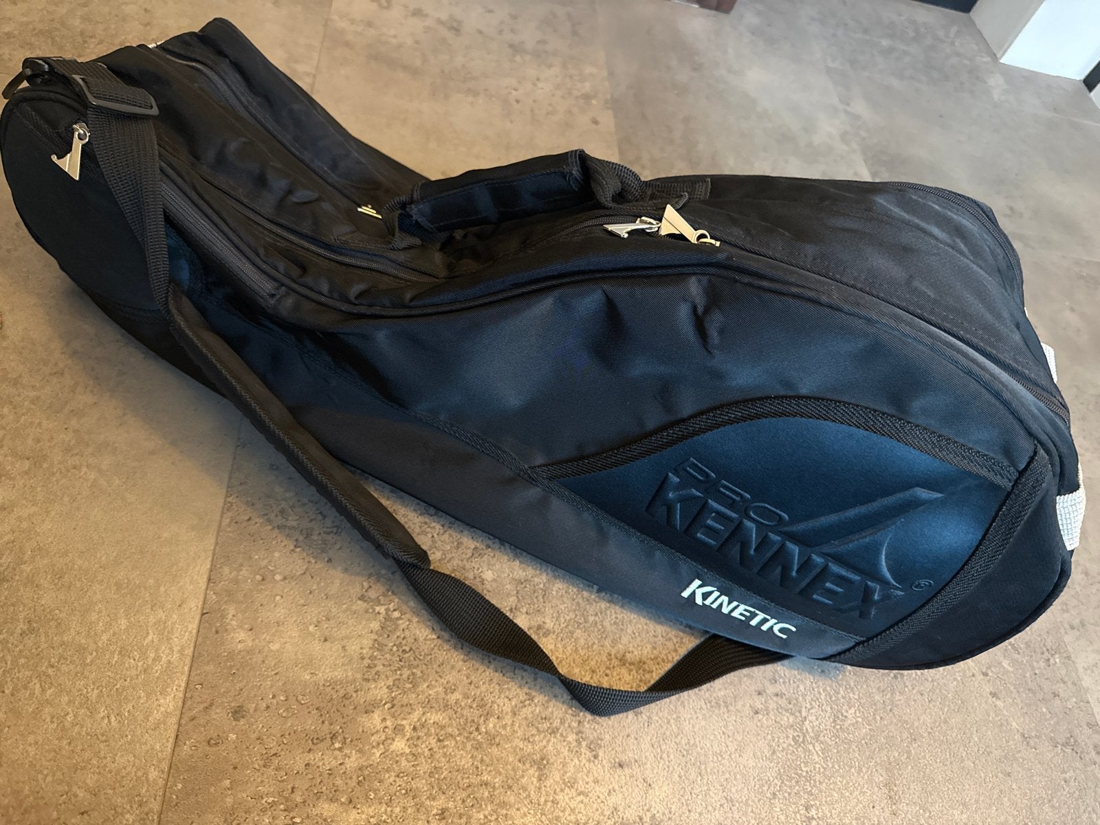 Kennex Kinetic Tennis Tas - Zwart, Ophalen, Gebruikt, Tas, Overige merken
