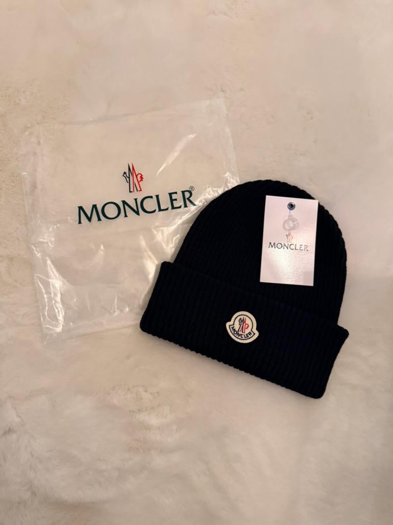 Nieuwe Moncler muts universele maat unisex, Kleding | Heren, Mutsen, Sjaals en Handschoenen, Ophalen of Verzenden, Nieuw, Overige maten
