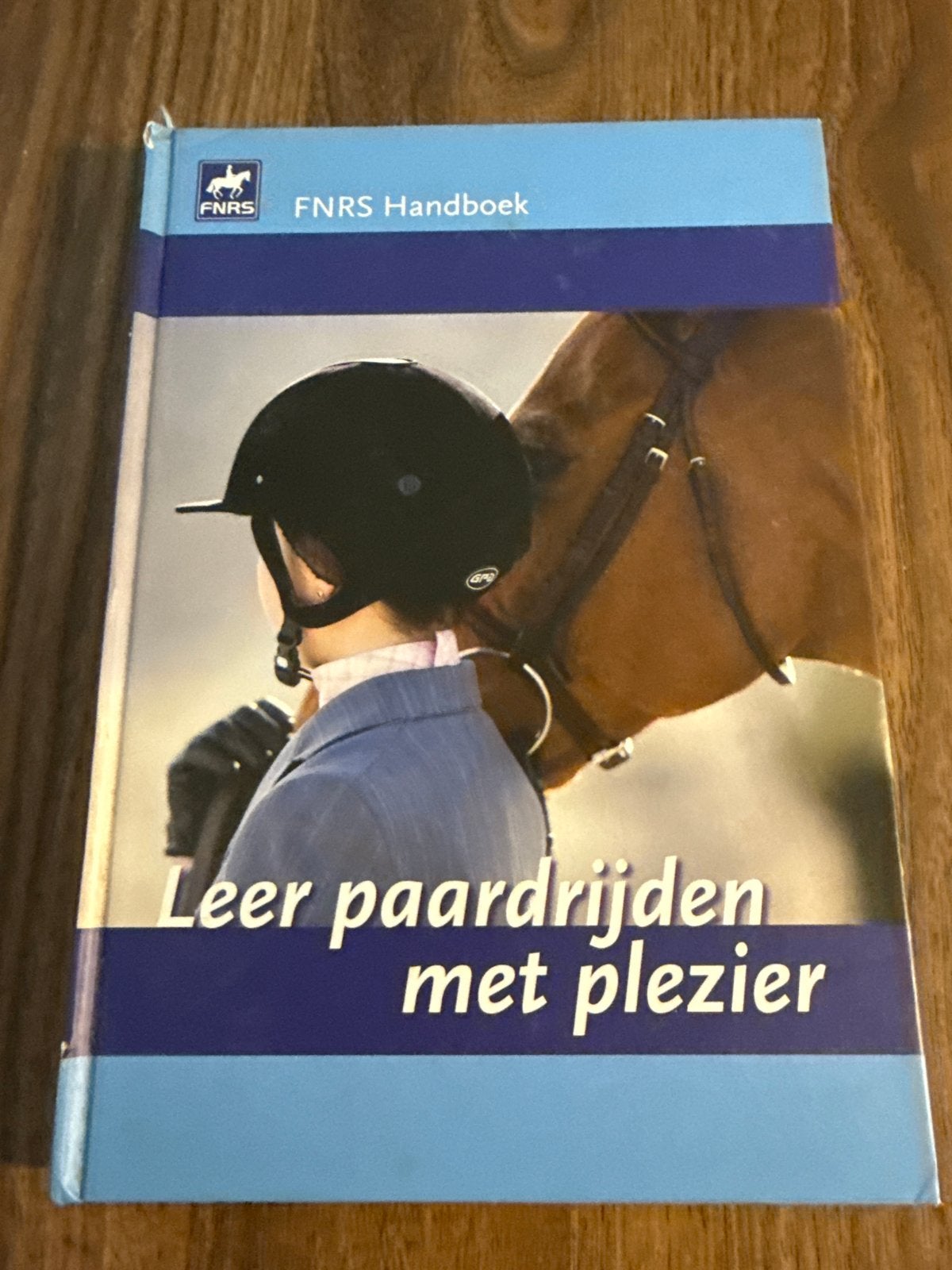 Leer paardrijden met plezier - FNRS Opleidingsboek, Ophalen of Verzenden, Gelezen, Overige niveaus