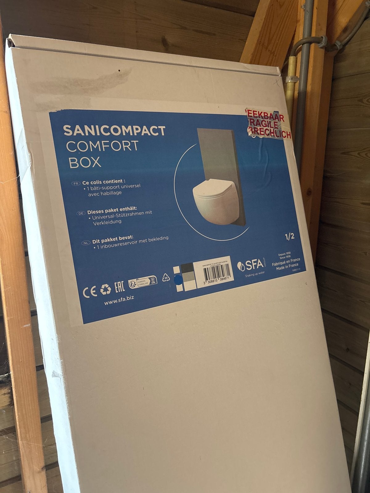 SFA Sanicompact Comfort Box Wandcloset met inbouwreservoir, Ophalen, Nieuw, Toilet