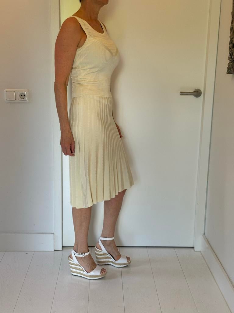 Nieuwe Guess by Marciano zomerjurk beige/roomwit, Beige, Nieuw, Ophalen of Verzenden, Knielengte