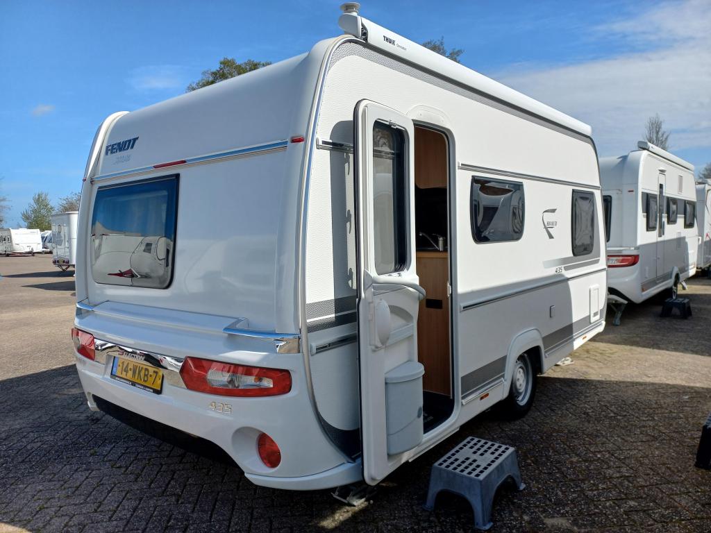 Fendt Bianco Selection 435 SF mover-cassette-airco-etc, Caravans en Kamperen, Caravans, Overige typen, Bedrijf, Treinzit, 5 tot 6 meter
