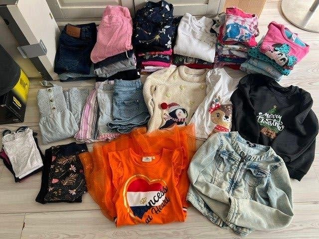 Groot Kledingpakket Meisje Maat 122-134 - Ruim 45 Stuks, Kinderen en Baby's, Kinderkleding | Maat 122, Ophalen, Zo goed als nieuw