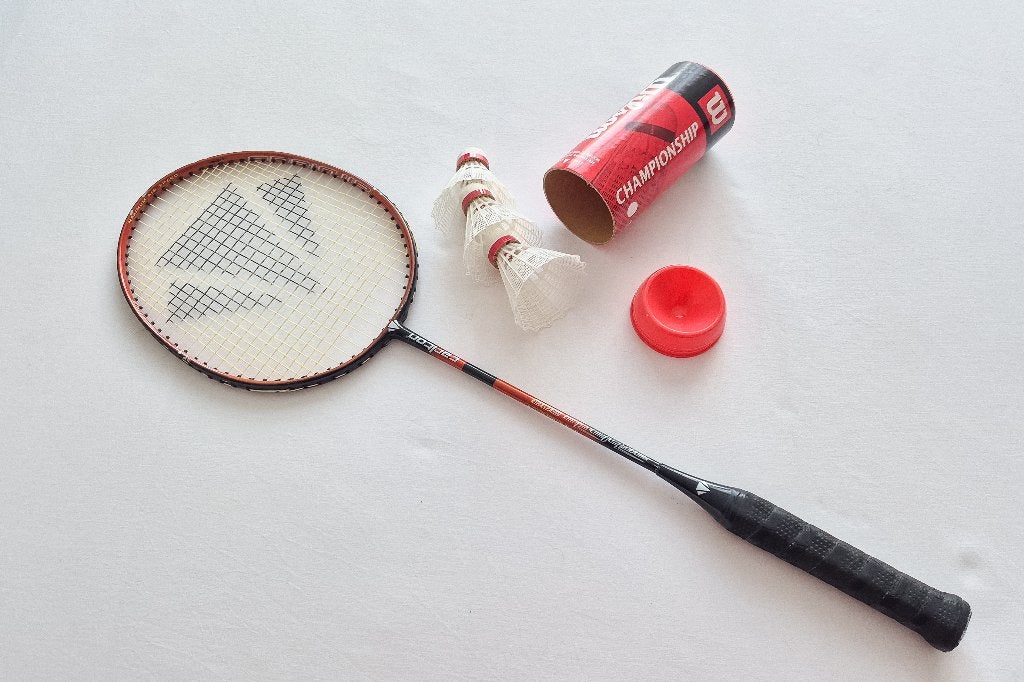 Carlton Airblade 300 badmintonracket + shuttlecocks, Ophalen, Gebruikt, Racket(s)