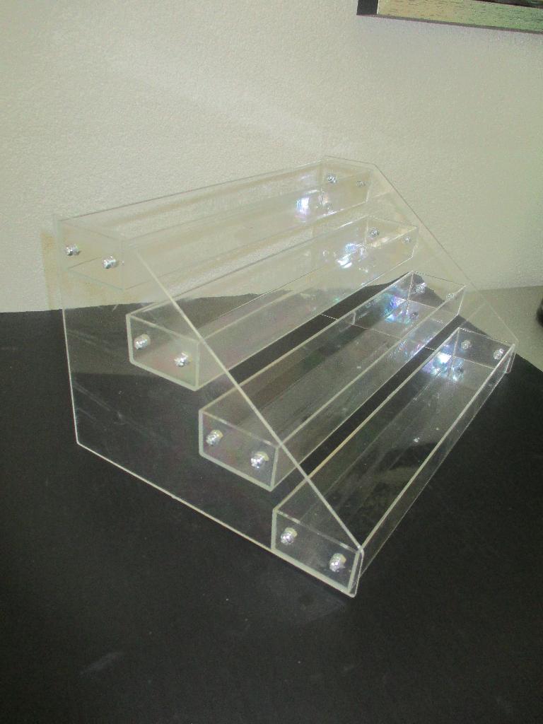 CD rekje, opbergrek , acryl display etagere  2 stuks, Kunststof, Ophalen of Verzenden, Zo goed als nieuw, 25 tot 75 discs