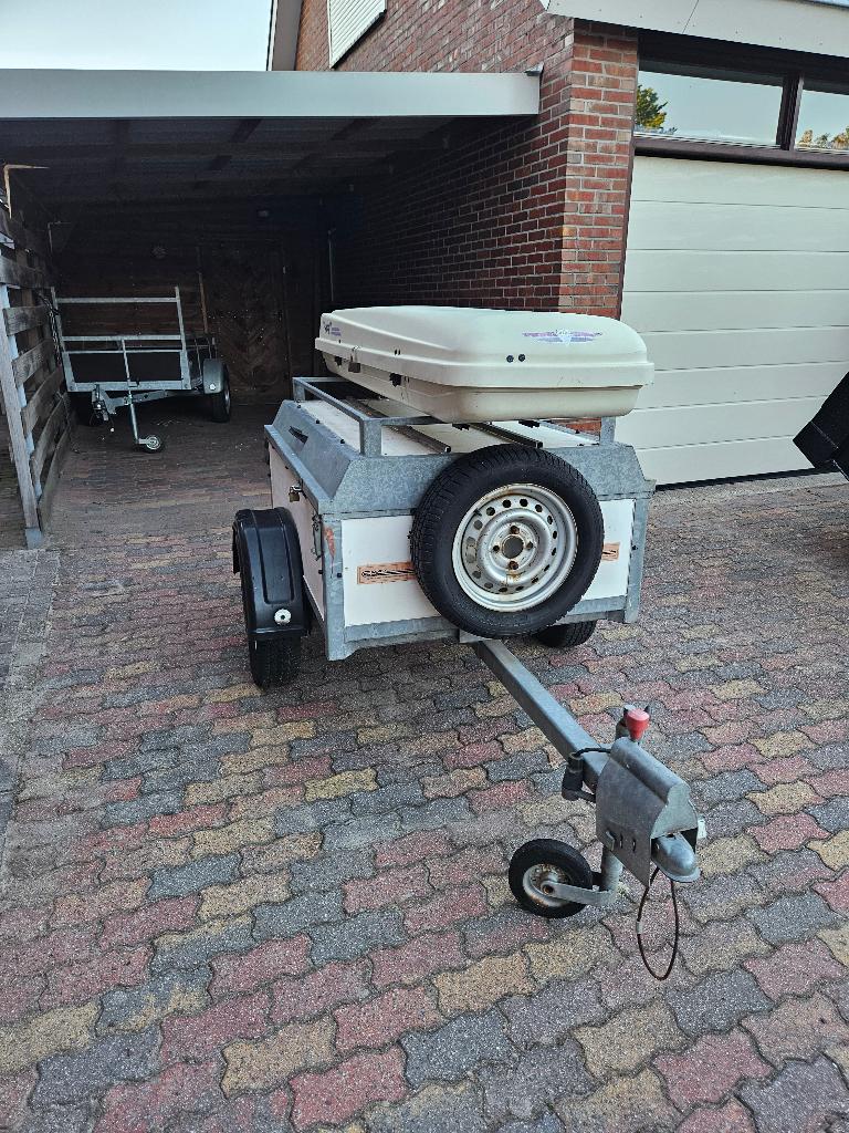 VAKANTIE/ BAGAGEWAGEN MET DAKKOFFER EN DEKZEIL., Ophalen, Gebruikt