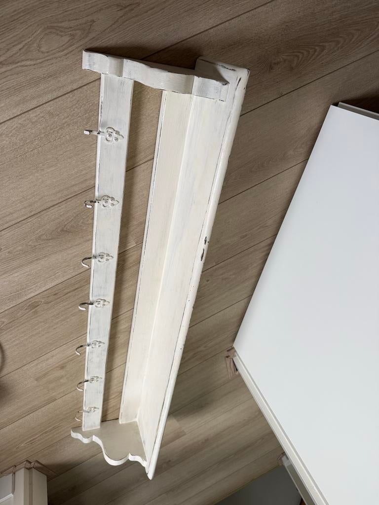 Vintage witte wandkapstok met plank en 8 haken, Huis en Inrichting, Woonaccessoires | Kapstokken, Gebruikt, Minder dan 100 cm