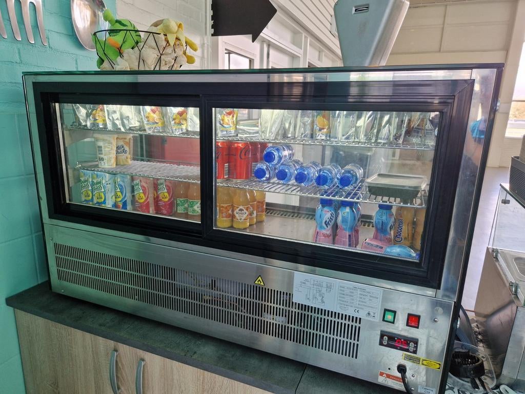 GGM Gastro Koelvitrine - Perfect voor horeca, Ophalen, Zonder vriesvak, Minder dan 85 cm, 60 cm of meer