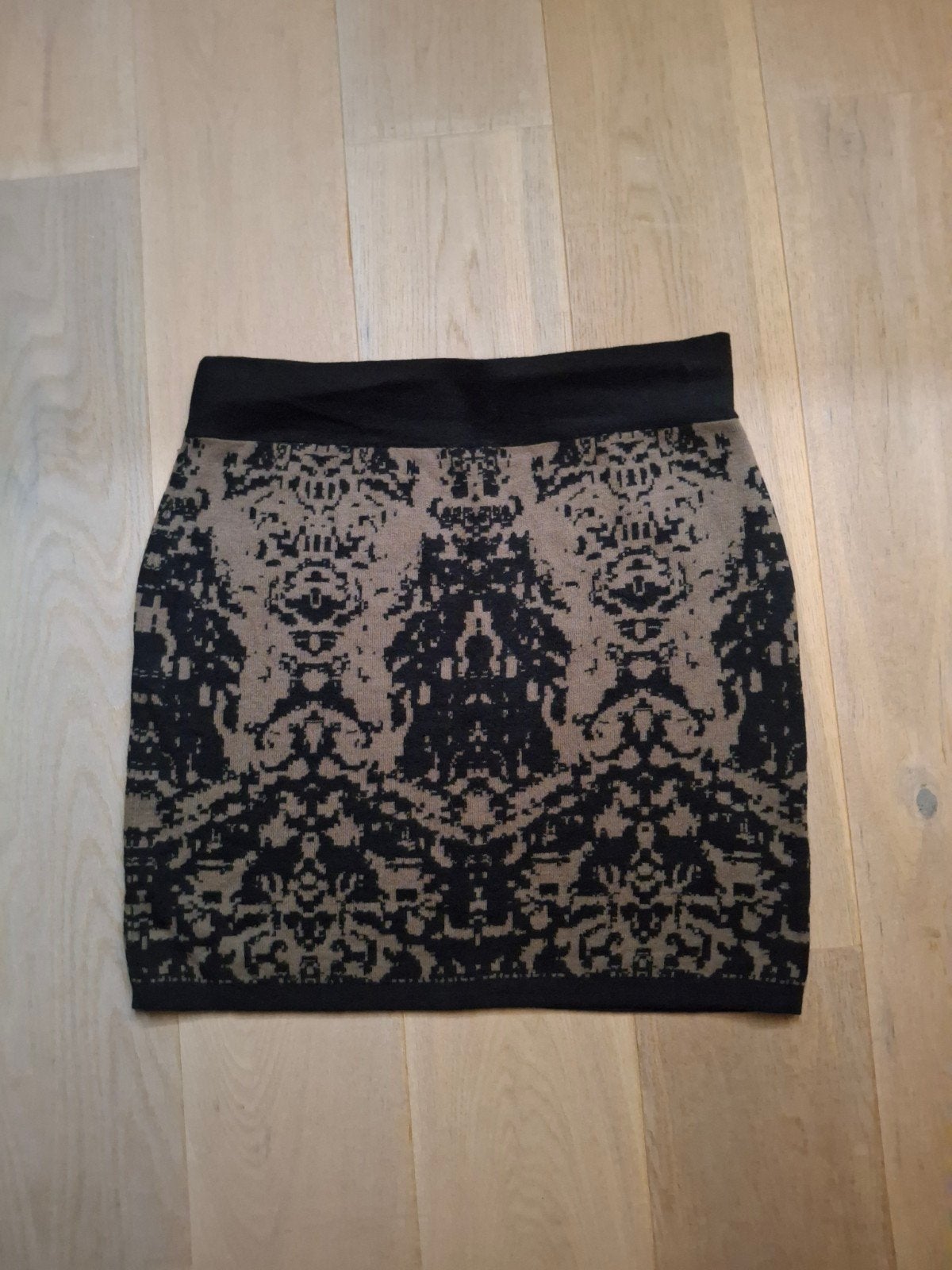 BANDOLERA net/casual rokje. Mt 38, Kleding | Dames, Rokken, Maat 38/40 (M), Bruin, Verzenden, Zo goed als nieuw