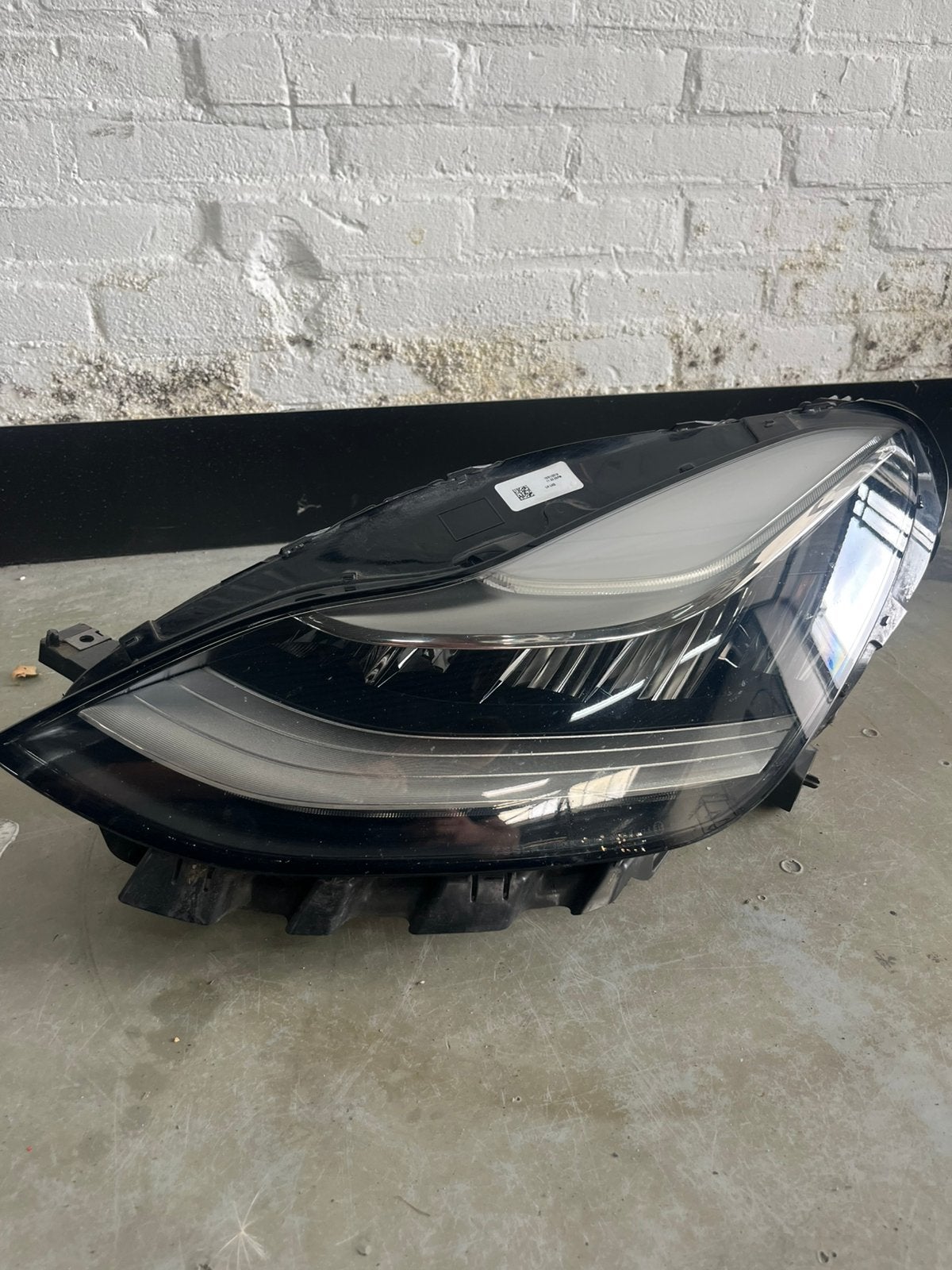 Tesla Model 3 Led koplamp, Ophalen, Gebruikt
