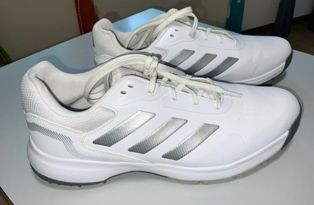 Nieuwe Adidas hagelwitte Golf schoenen, EU 43 nieuwste model, Ophalen of Verzenden, Nieuw