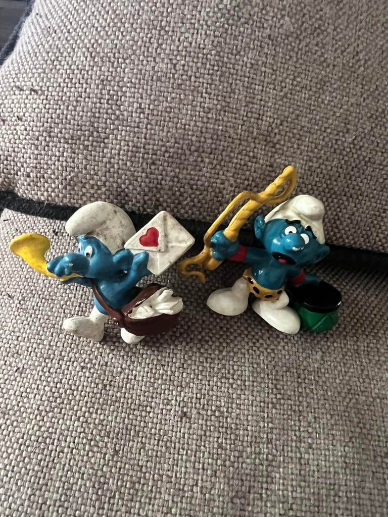 2 leuke oude smurfen, Verzamelen, Smurfen, Ophalen of Verzenden, Zo goed als nieuw, Verschillende Smurfen