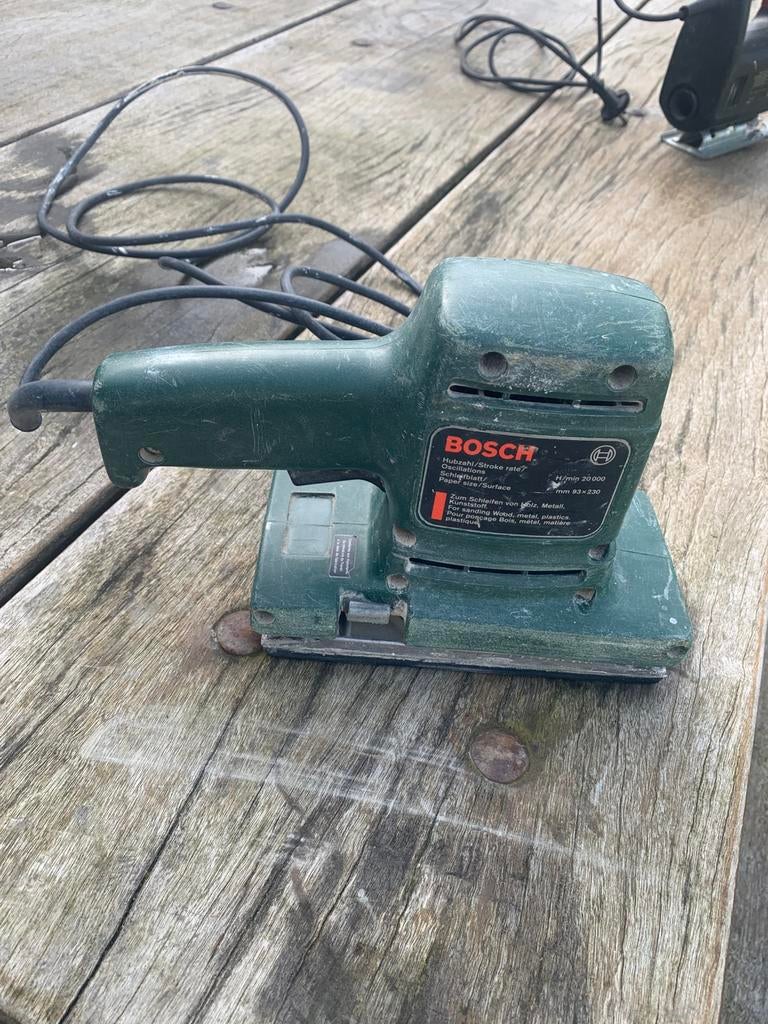 Vlakschuurmachine Bosch decoupeerzaag black &decker slang, Ophalen of Verzenden, Zo goed als nieuw, Minder dan 600 watt, Vlakschuurmachine