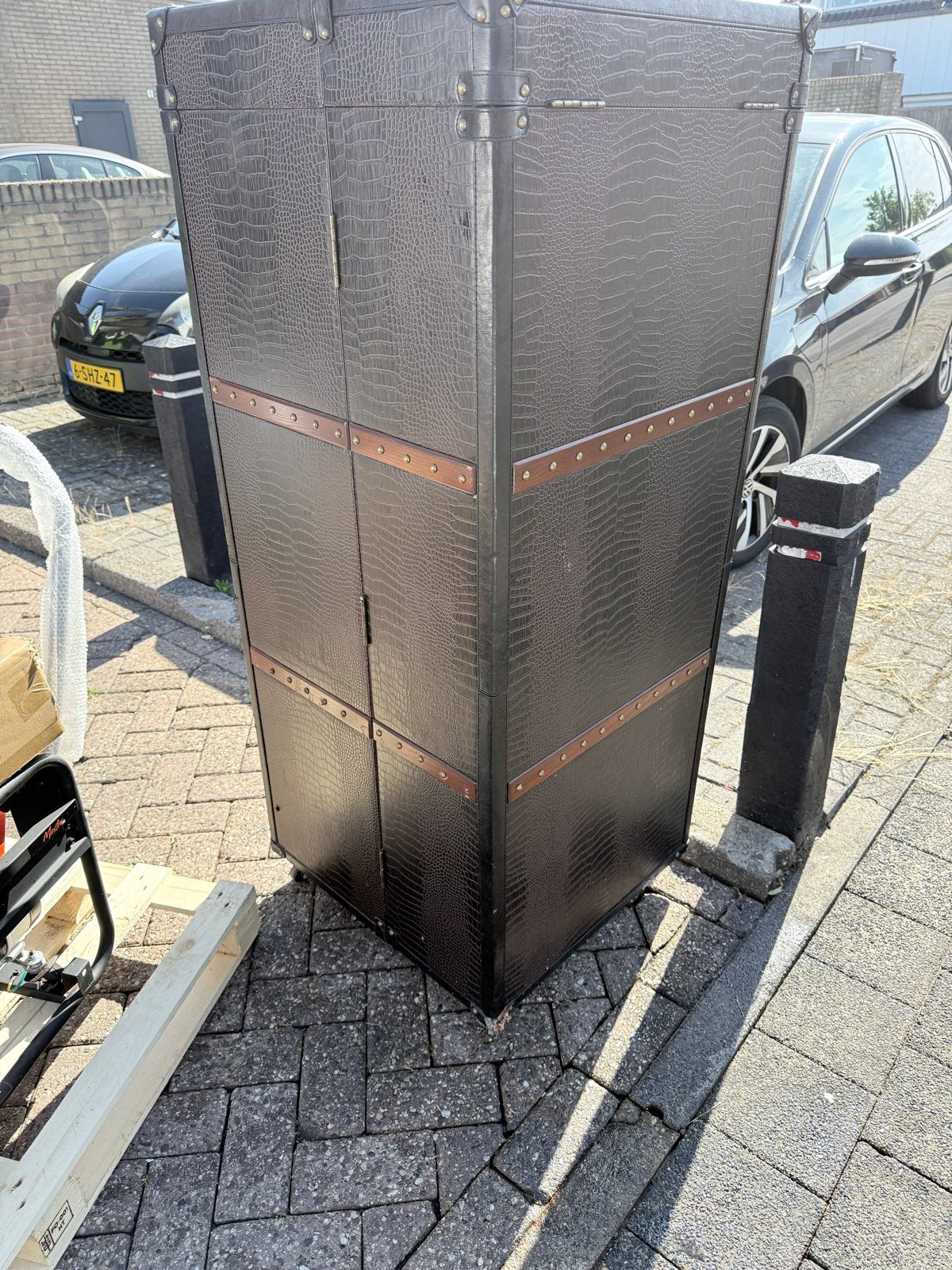 Luxe Wijnkast / Barkast in Krokodillenleer Look, Ophalen, Gebruikt, 15 tot 25 flessen, 75 – 100