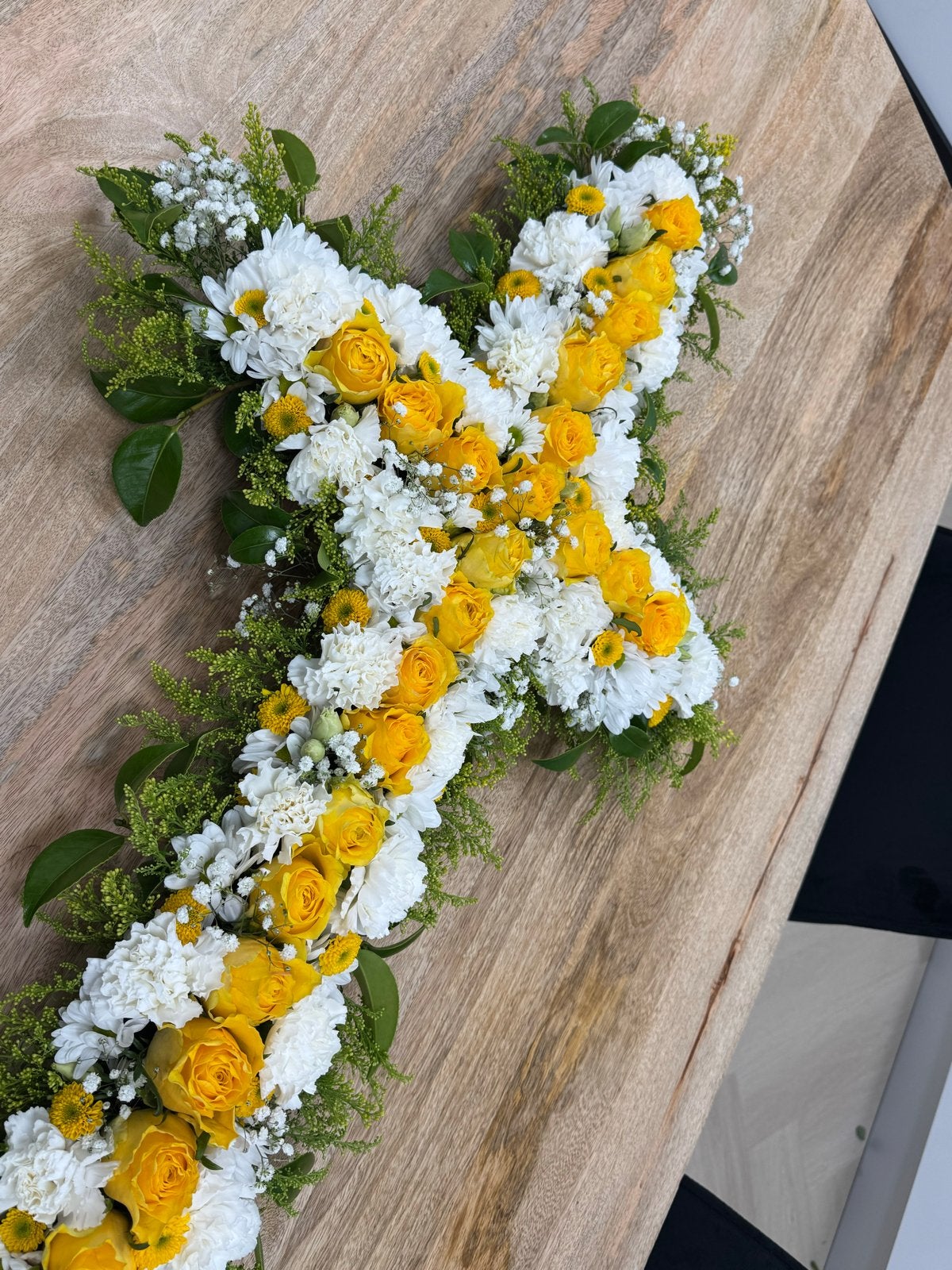 Bloemstukken/rouwbloemen/liggendebloemstukke, Diensten en Vakmensen, Bloemen en Bloemstukken
