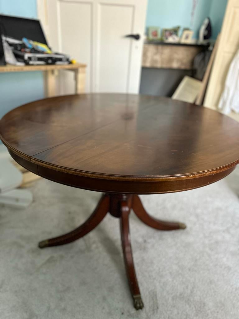 Antieke Heldense eettafel met 4 stoelen, Ophalen