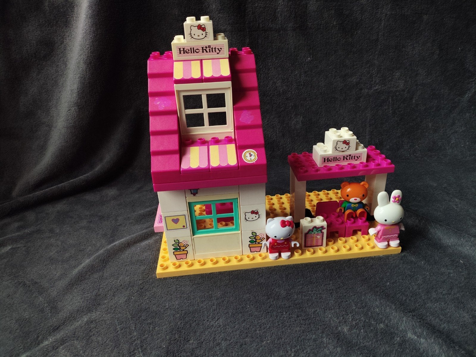 Duplo Hello Kitty Trein en Huisje Bouwset, Ophalen of Verzenden, Zo goed als nieuw, Overige merken