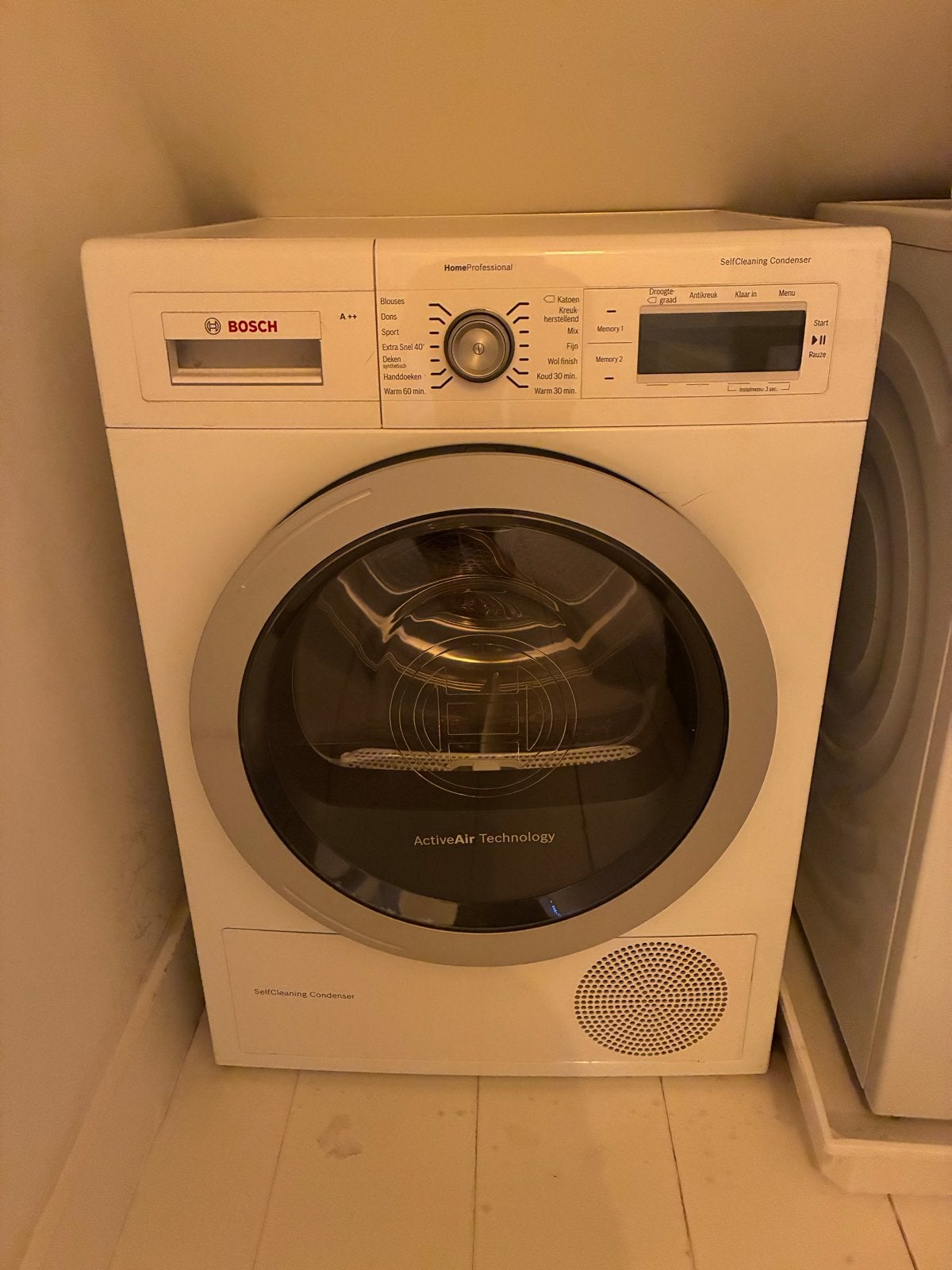 Bosch HomeProfessional Droger - kapotte deur, Ophalen, Gebruikt, 8 tot 10 kg, 85 tot 90 cm