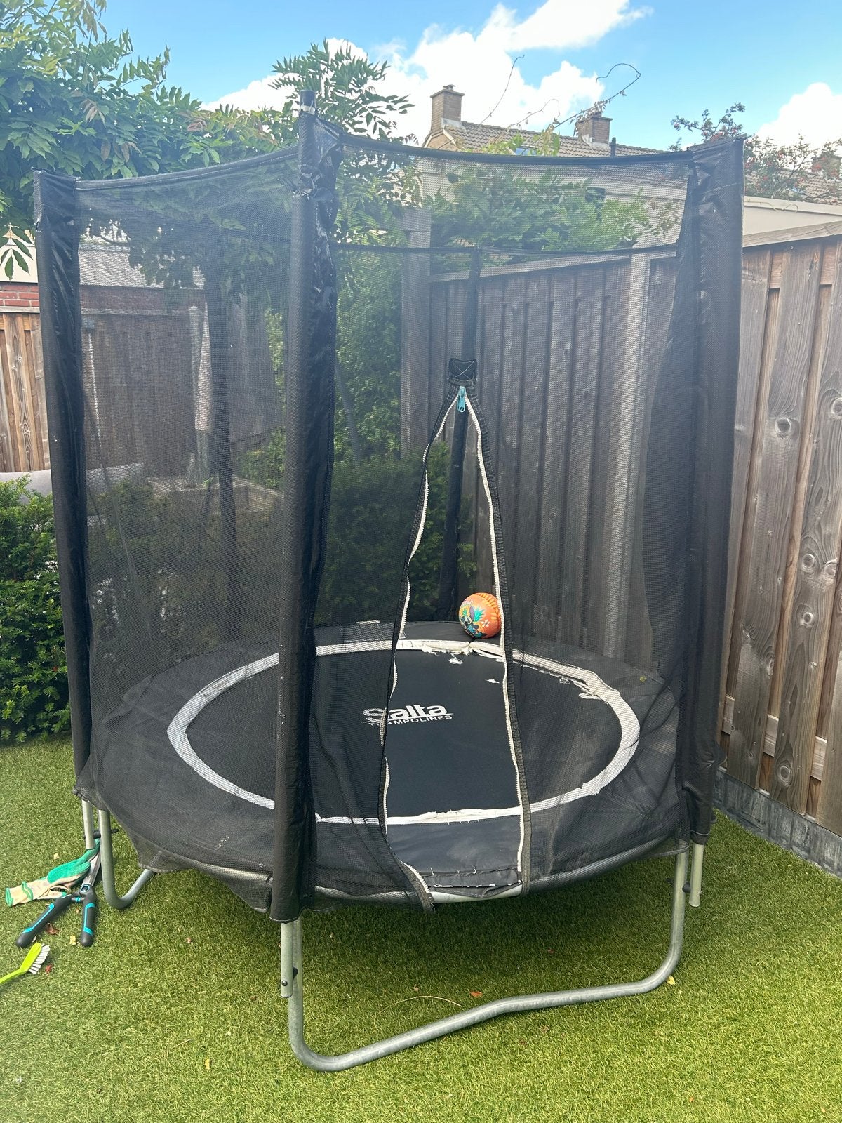 Salta Trampoline met veiligheidsnet - Gebruikt, Kinderen en Baby's, Speelgoed | Buiten | Trampolines, Ophalen, Gebruikt