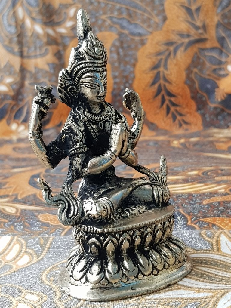 Mooi zwaar oud Oosters brons tempelbeeldje 12 cm., Antiek en Kunst, Zilver, Handgemaakt, Ophalen of Verzenden, Brons