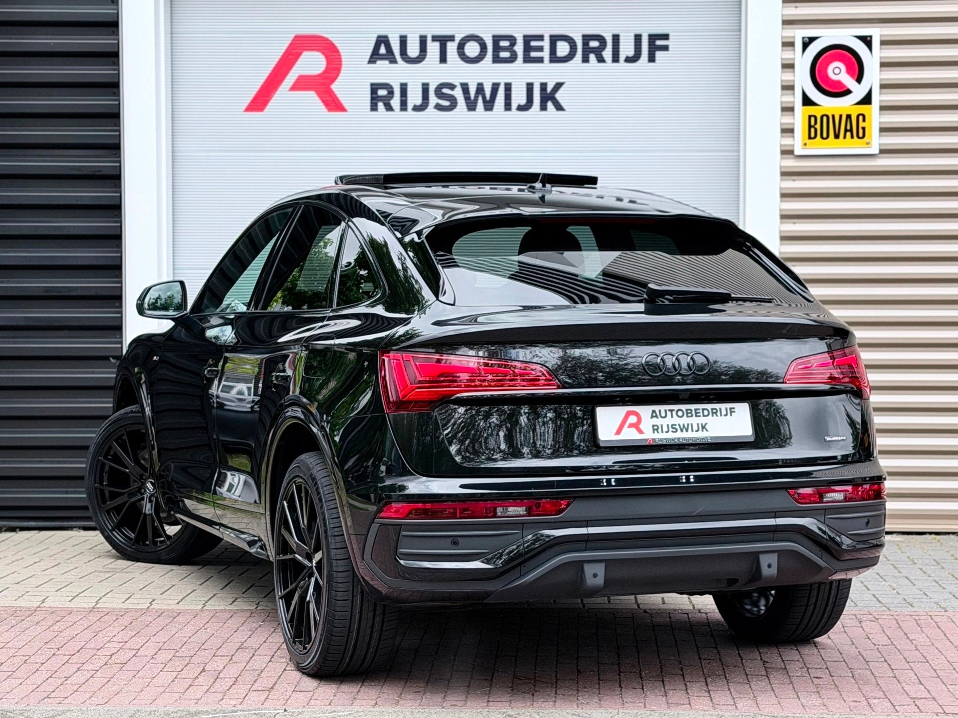 Audi Q5 Sportback 55 TFSI e S edition Competition Pano/Sfeer, Auto's, Automaat, 12 maanden, Automatische klimaatregeling, Gebruikt