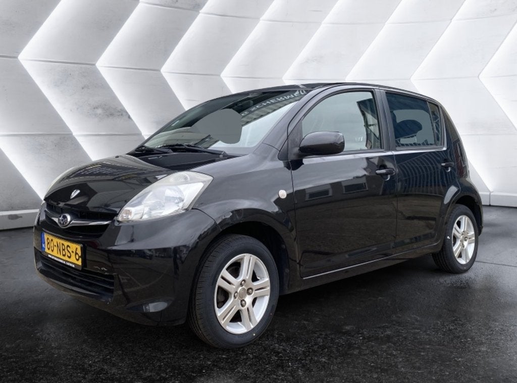Subaru Justy 1.0 Comfort (bj 2011), Auto's, Subaru, Justy, Stof, Gebruikt, Zwart